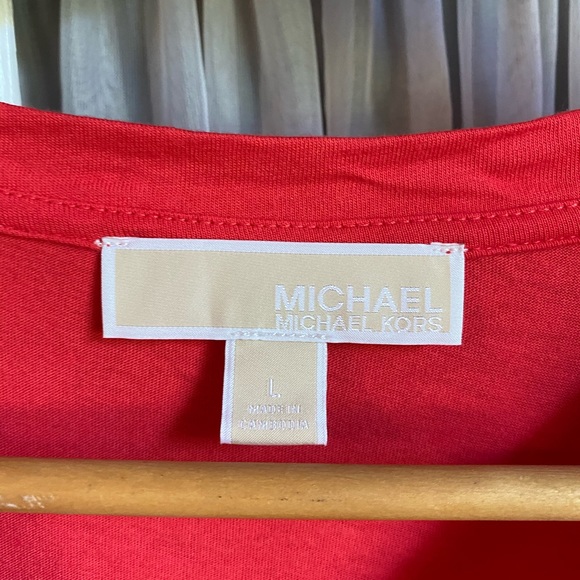 Michael Kors coral pink ss top with sleeve detail - Picture 3 of 5